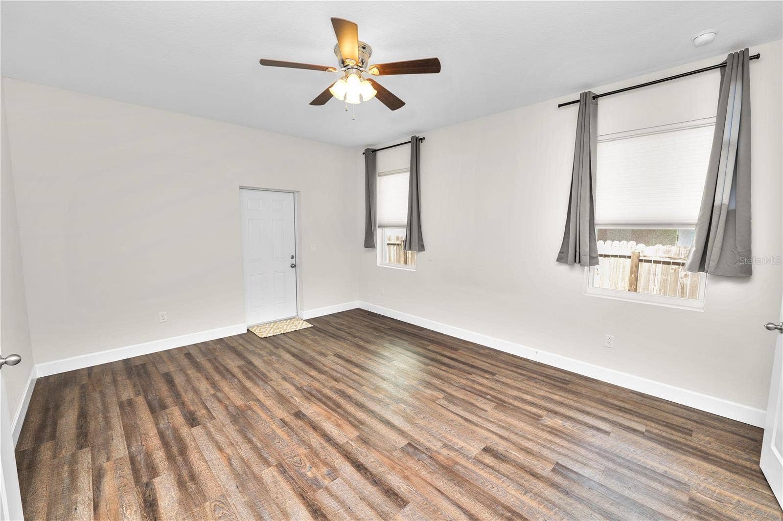 3725 57TH AVENUE N, St Petersburg, FL 33714 3725 57TH AVENUE N, St Petersburg, FL 33714