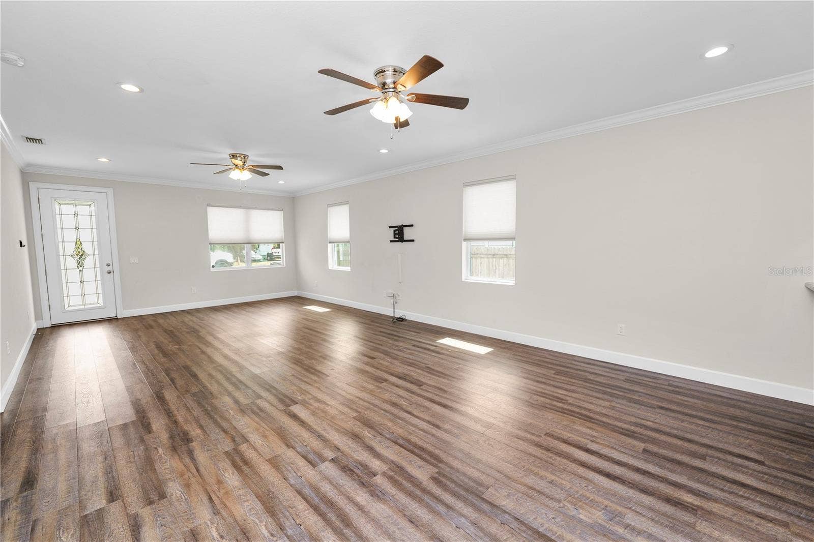 3725 57TH AVENUE N, St Petersburg, FL 33714 3725 57TH AVENUE N, St Petersburg, FL 33714