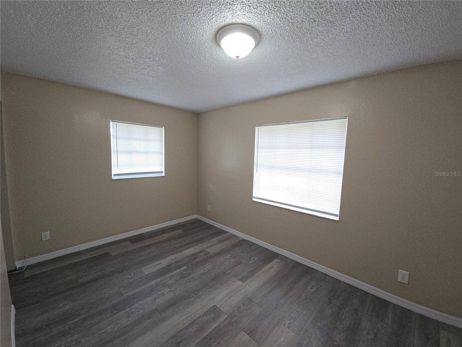 Winter Haven, FL 33880 C 23 BEDROOM