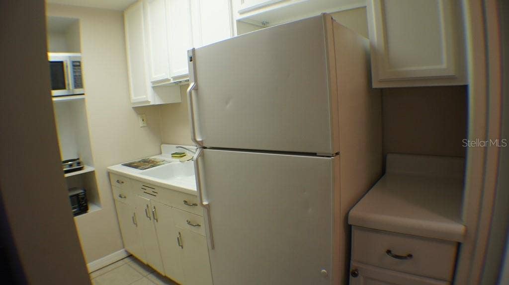 902 E LIME STREET, Lakeland, FL 33801 902 E LIME STREET, Lakeland, FL 33801