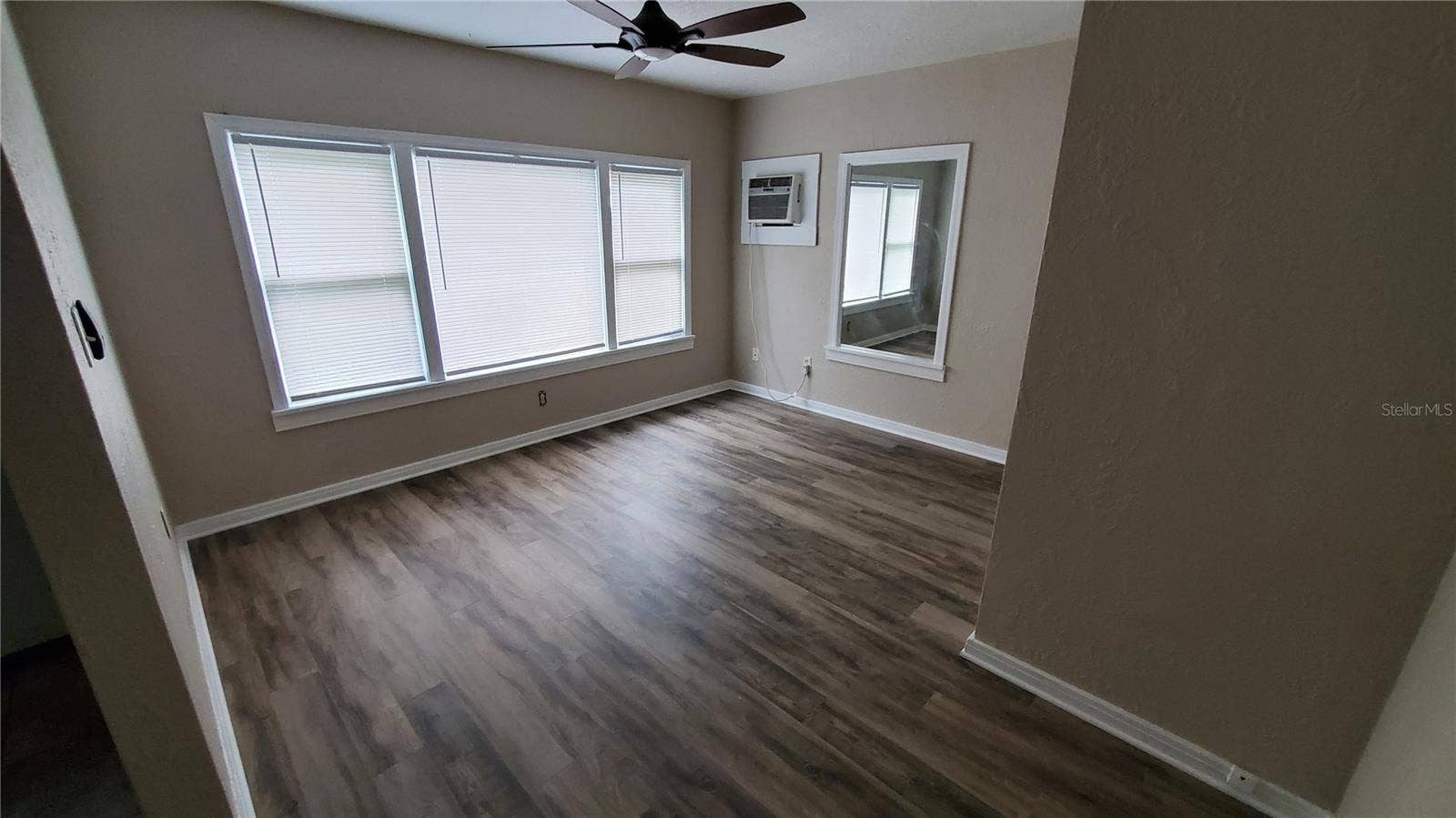 902 E LIME STREET, Lakeland, FL 33801 902 E LIME STREET, Lakeland, FL 33801