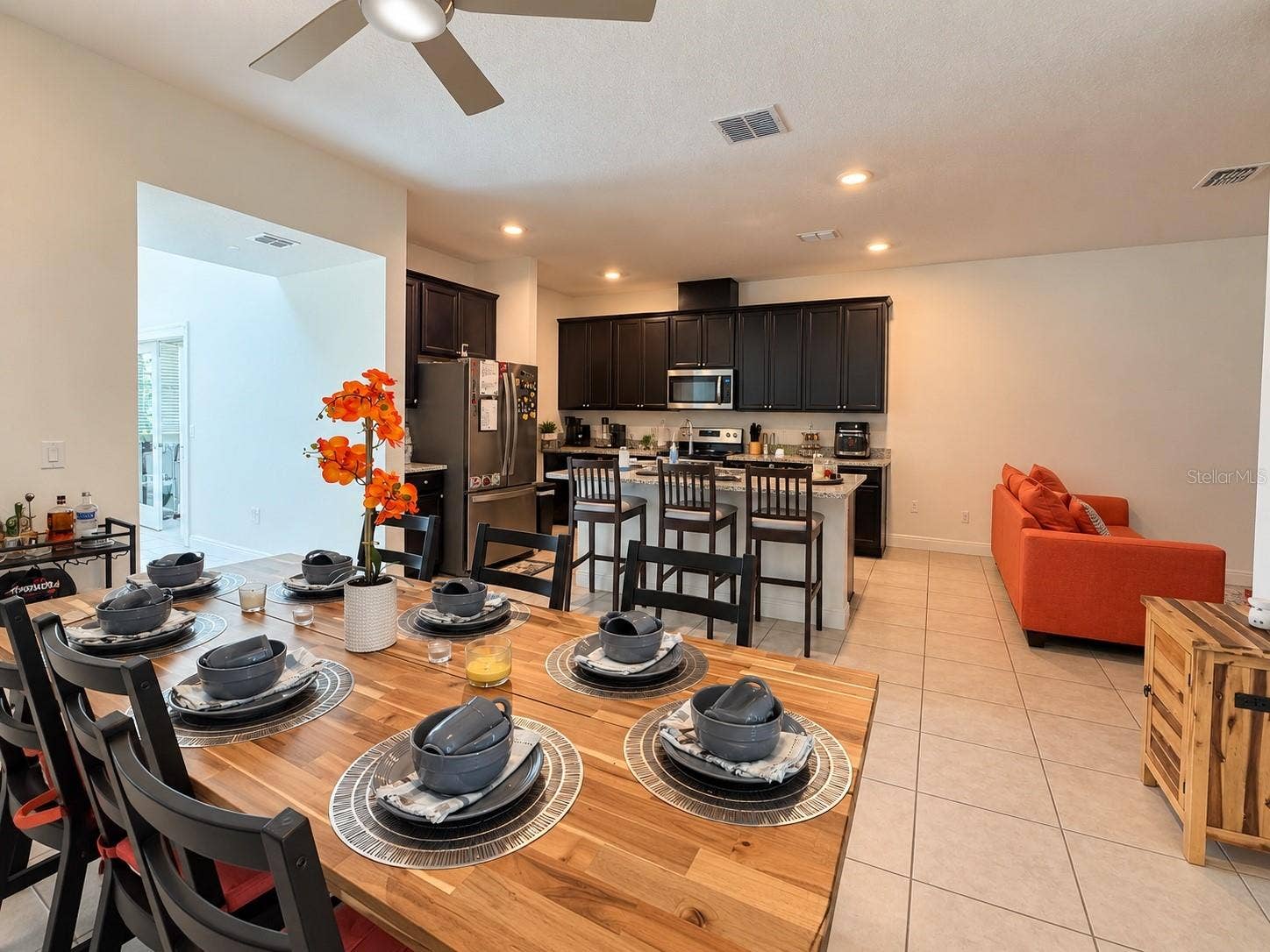 9766 AMBER CHESTNUT WAY, Winter Garden, FL 34787 9766 AMBER CHESTNUT WAY, Winter Garden, FL 34787