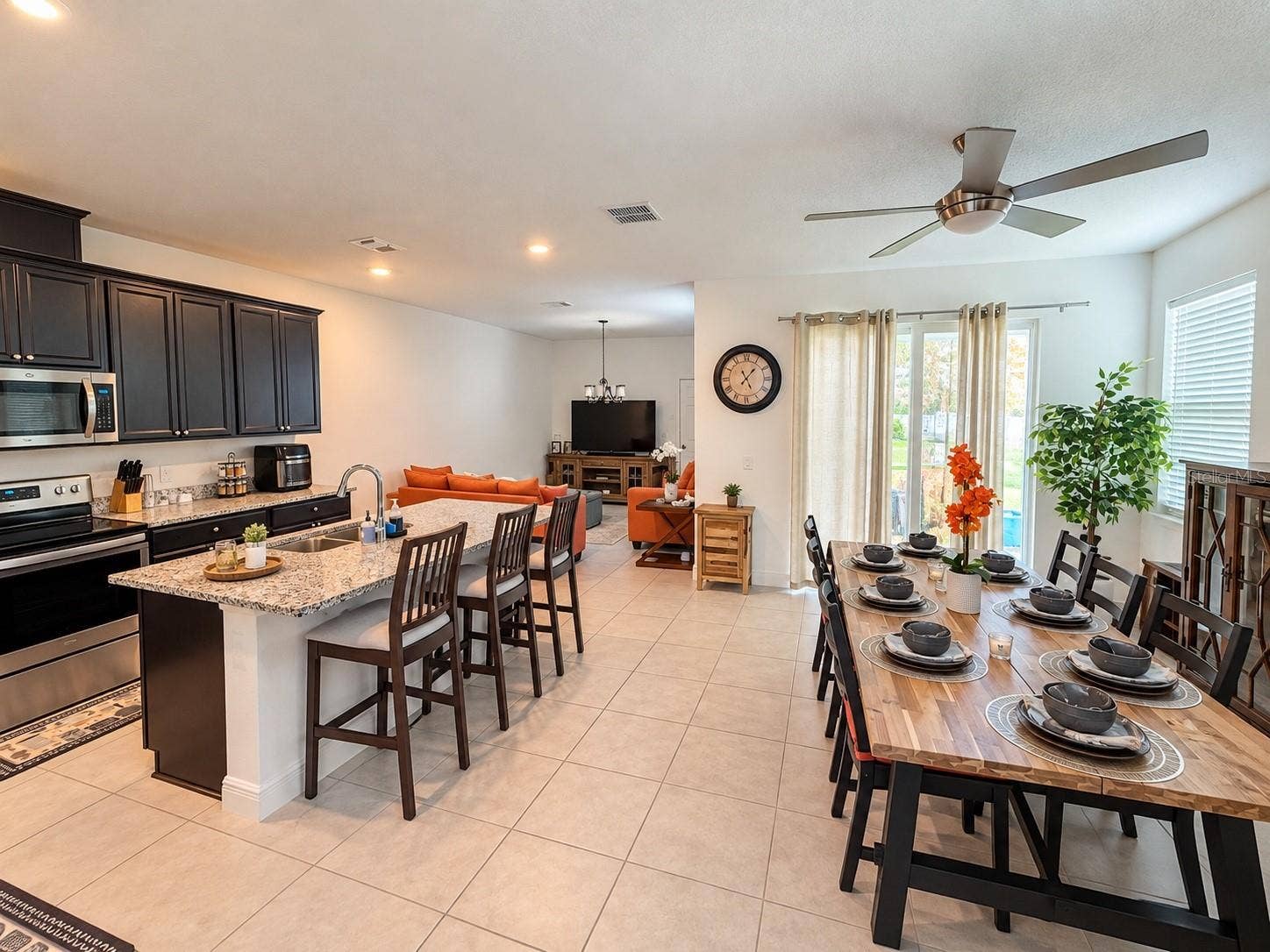 9766 AMBER CHESTNUT WAY, Winter Garden, FL 34787 9766 AMBER CHESTNUT WAY, Winter Garden, FL 34787