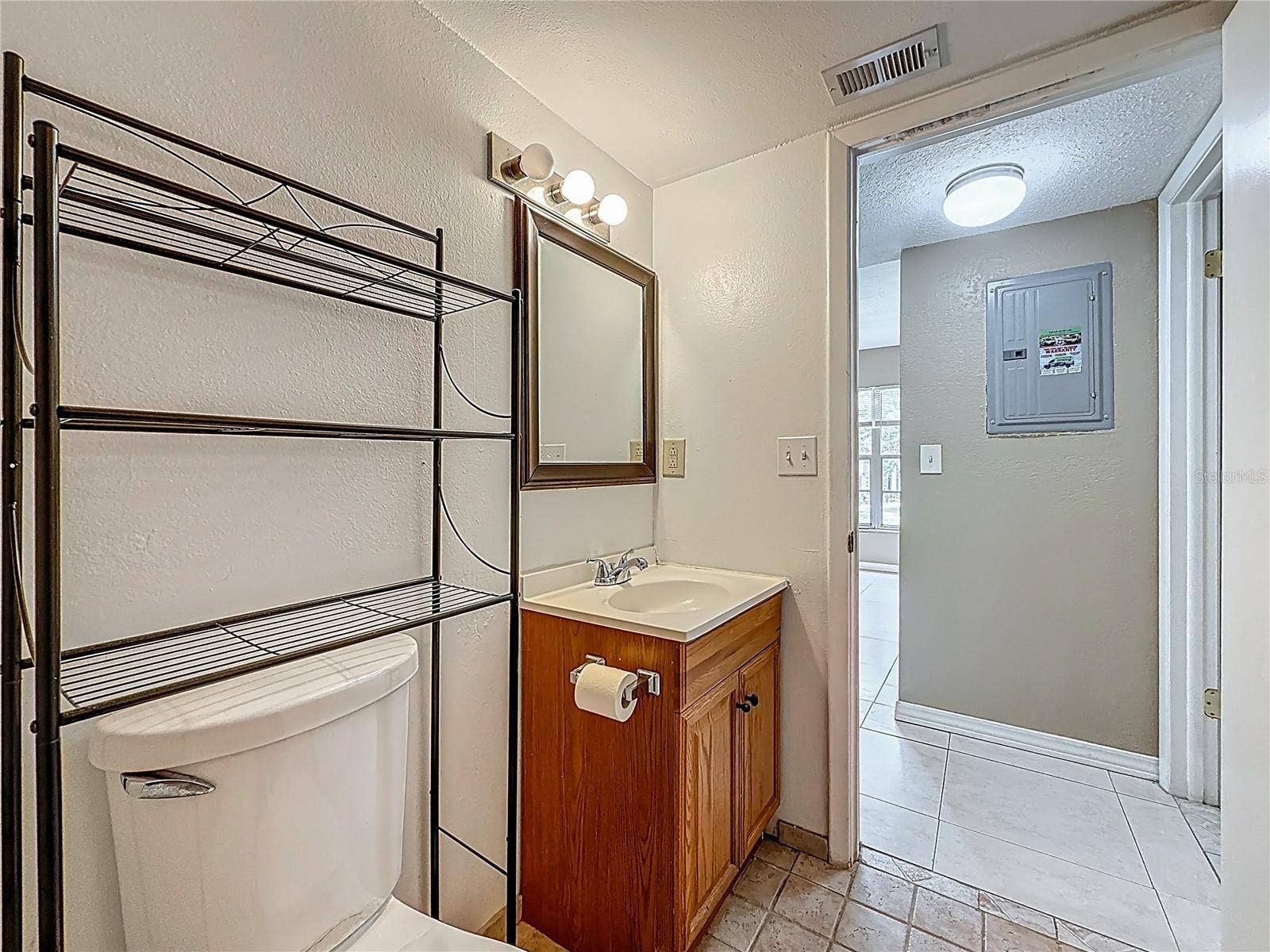 4022 TUMBLE WOOD TRAIL, #101, Tampa, FL 33613 Second Bathroom