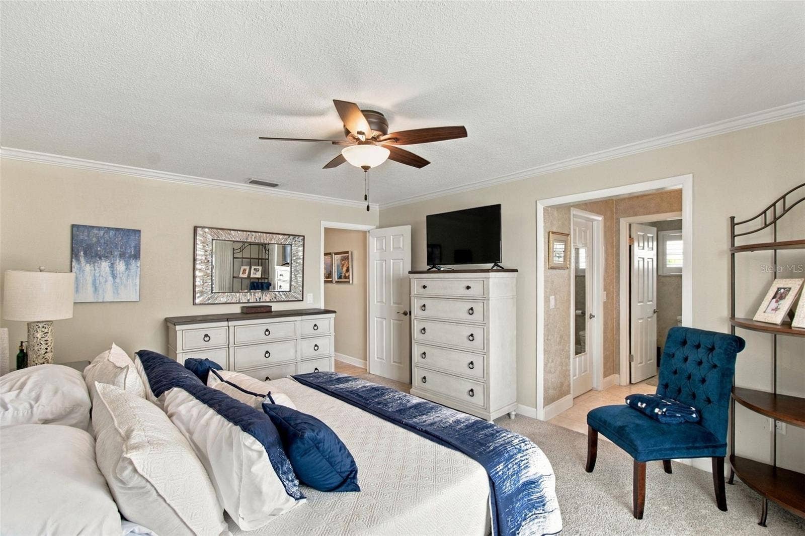 1921 MANOR CIRCLE SE, Winter Haven, FL 33880 Master bedroom