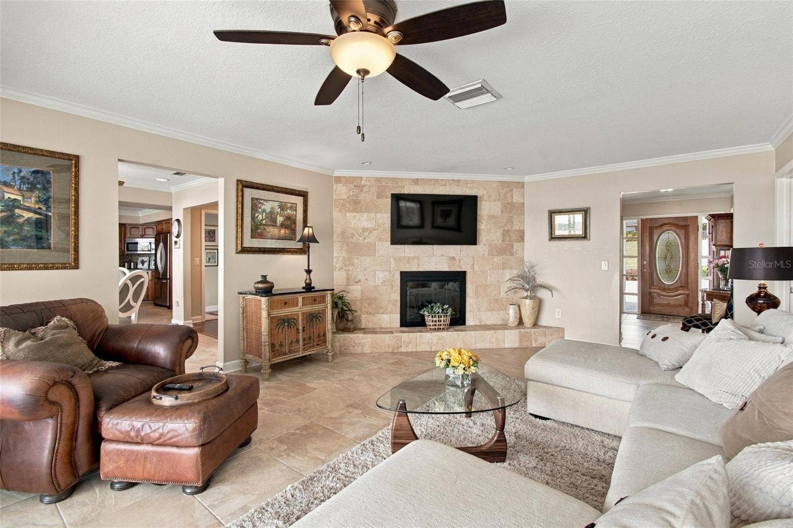 1921 MANOR CIRCLE SE, Winter Haven, FL 33880 Family room