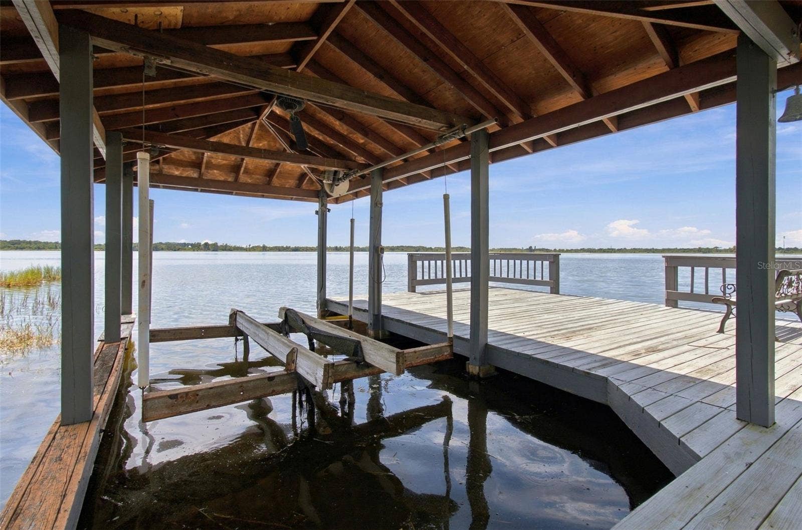 1921 MANOR CIRCLE SE, Winter Haven, FL 33880 Boathouse with lift