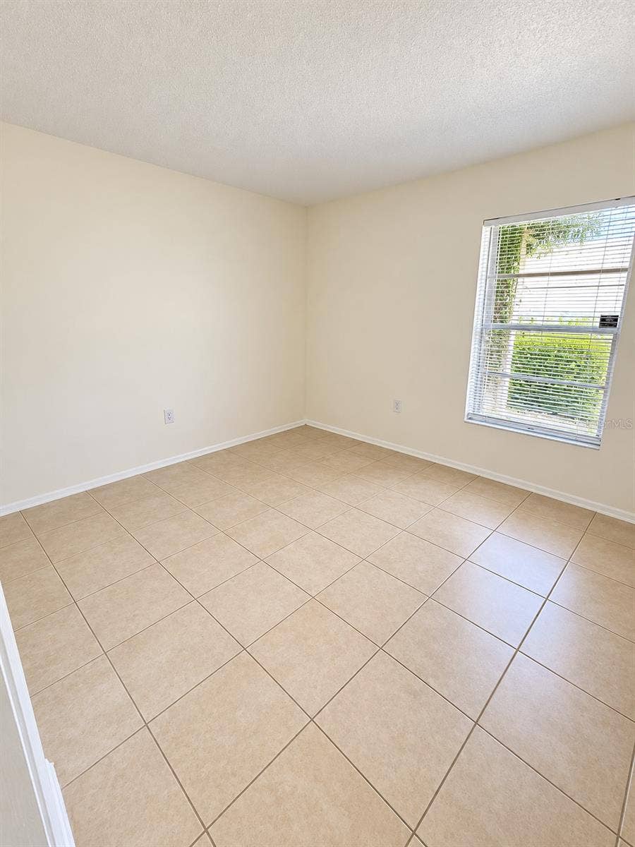 14417 HANGING MOSS CIRCLE, #102, Tampa, FL 33613 Second Bedroom