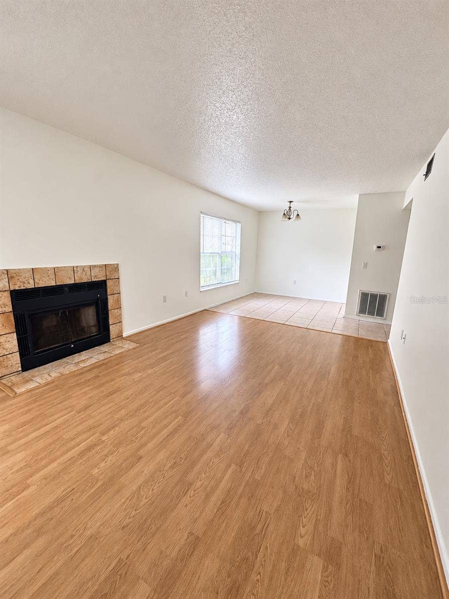 14417 HANGING MOSS CIRCLE, #102, Tampa, FL 33613 Living Room