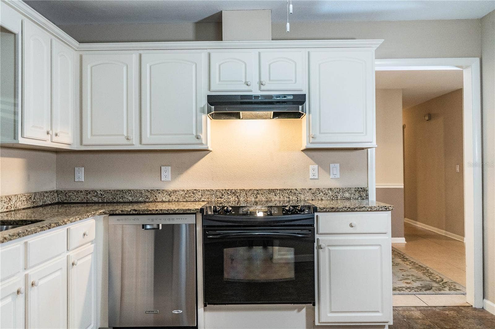 975 E MANN ROAD, Bartow, FL 33830 Kitchen to dining room