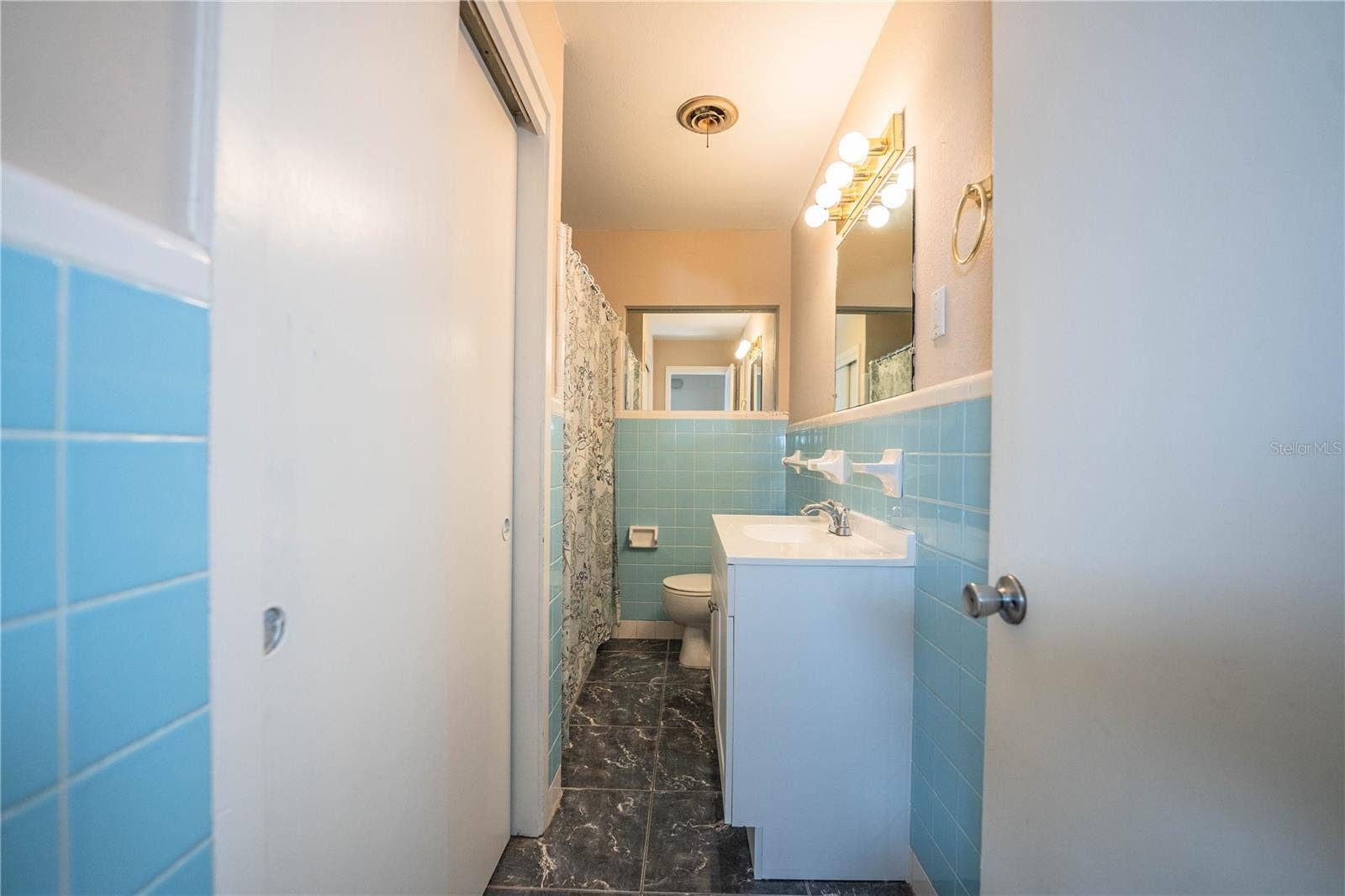 975 E MANN ROAD, Bartow, FL 33830 Guest Bathroom