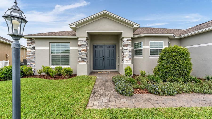 Property photo for 314 LAKE MARIANA WAY, Auburndale, FL