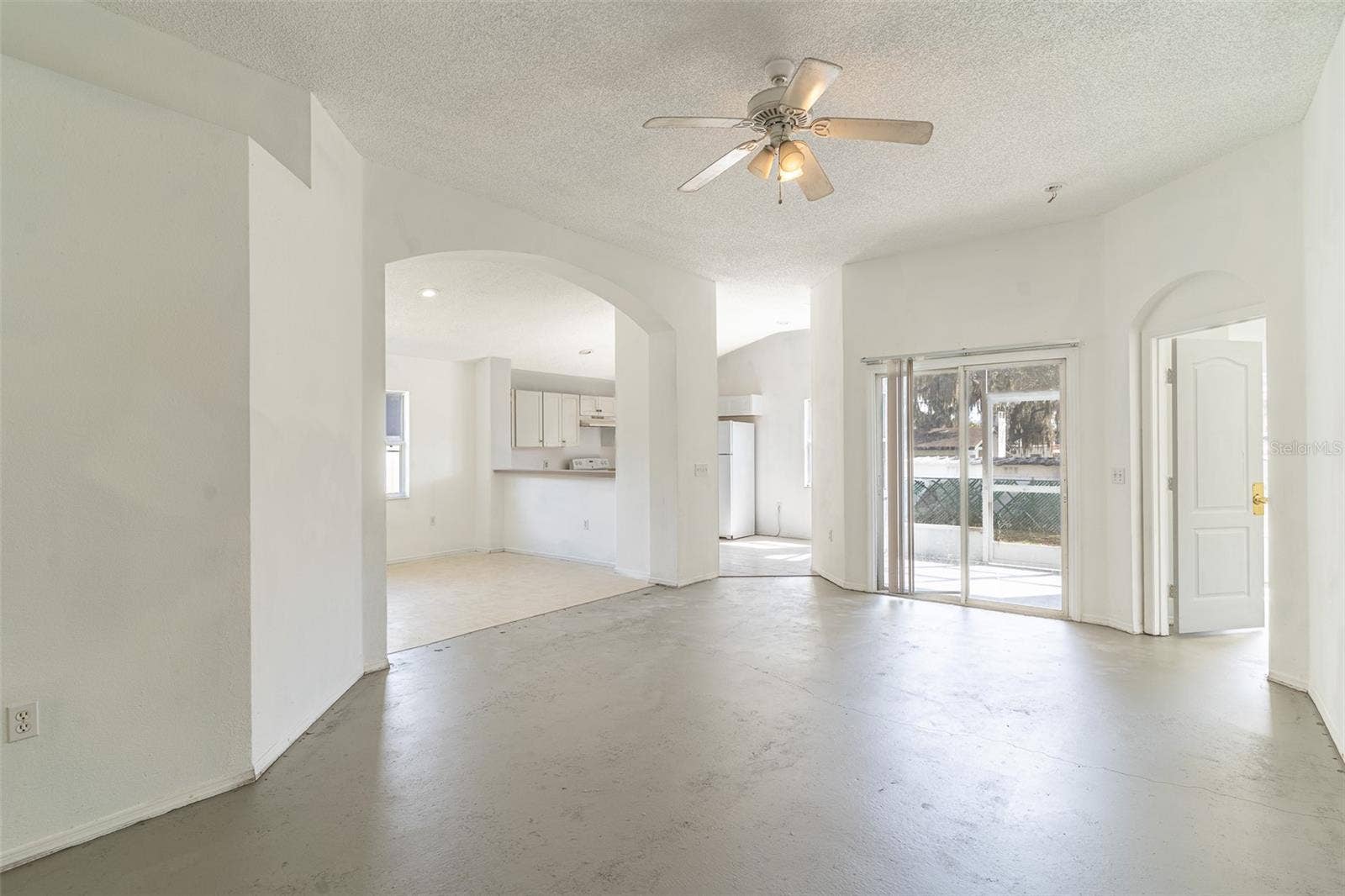 183 OSPREY HEIGHTS DRIVE, Winter Haven, FL 33880 183 OSPREY HEIGHTS DRIVE, Winter Haven, FL 33880