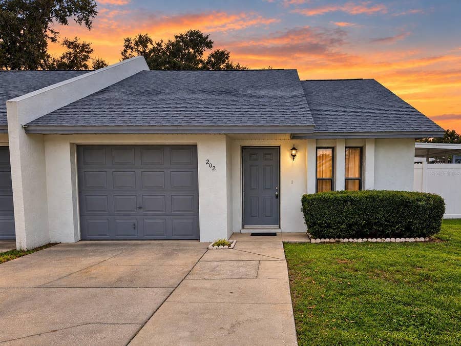 Property photo for 202 MARBLE LANE, Lakeland, FL