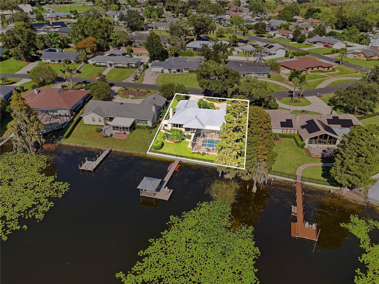 11 LAKE LINK DRIVE SE, Winter Haven, FL 33884 11 LAKE LINK DRIVE SE, Winter Haven, FL 33884