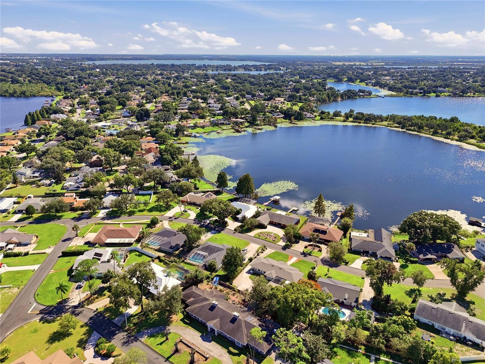 11 LAKE LINK DRIVE SE, Winter Haven, FL 33884 11 LAKE LINK DRIVE SE, Winter Haven, FL 33884