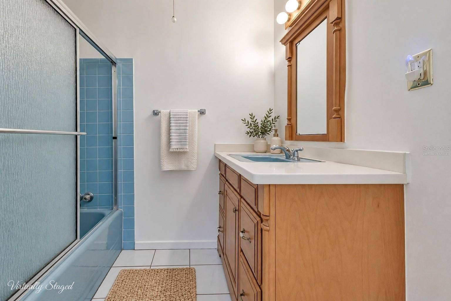 Bathroom 2 (Virtually Staged)