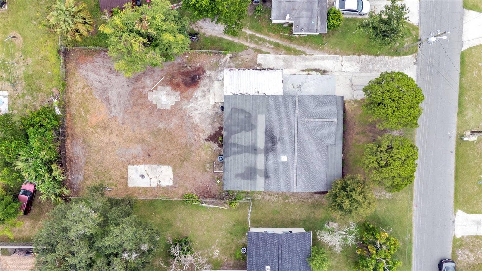 211 W VALENCIA STREET, Lakeland, FL 33805