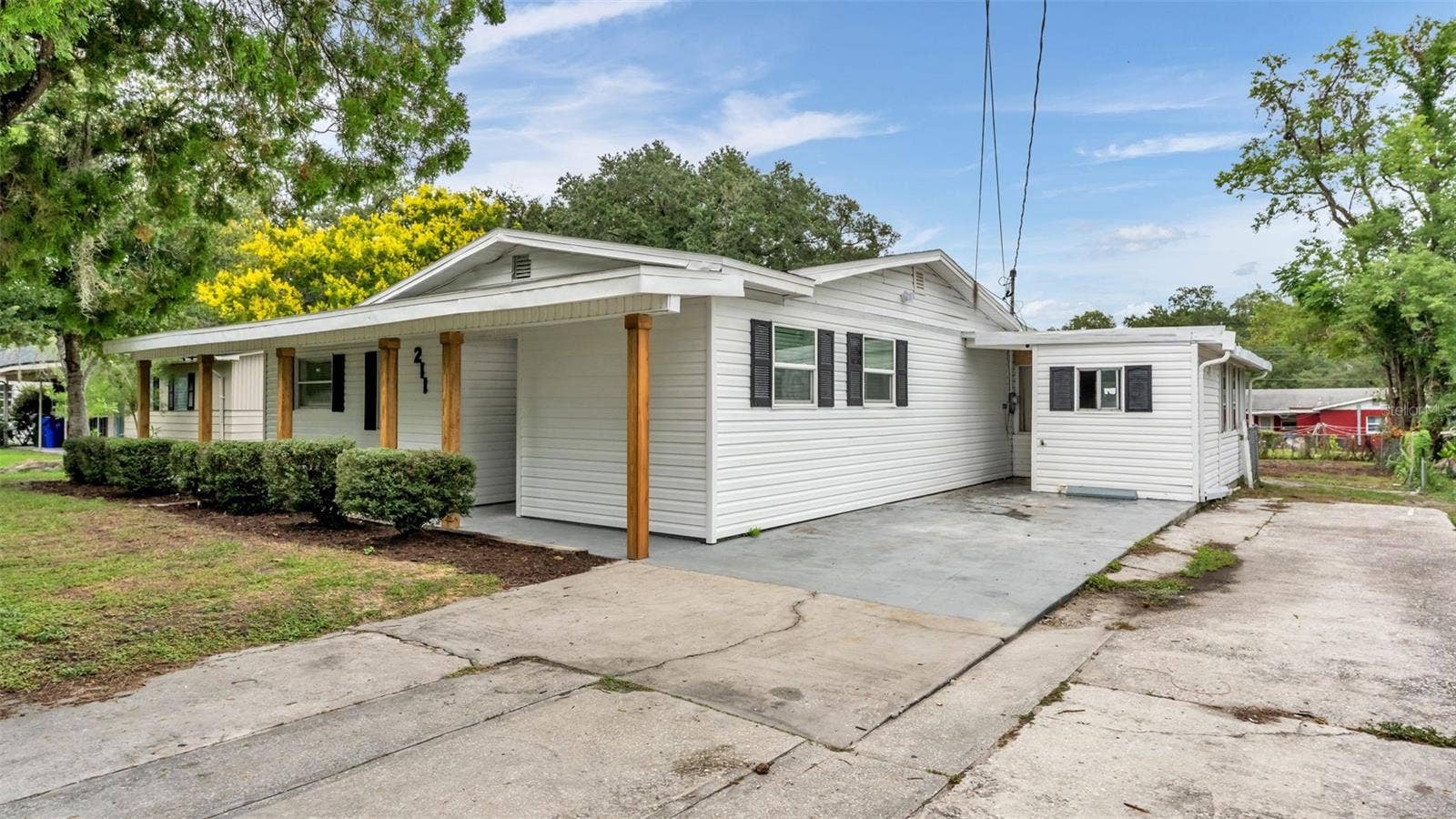 211 W VALENCIA STREET, Lakeland, FL 33805