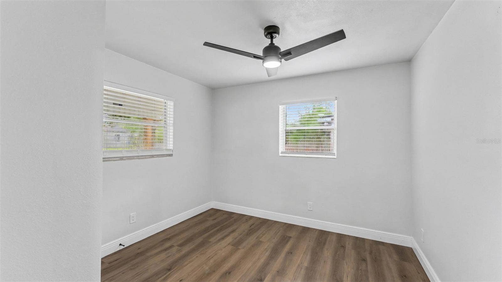211 W VALENCIA STREET, Lakeland, FL 33805
