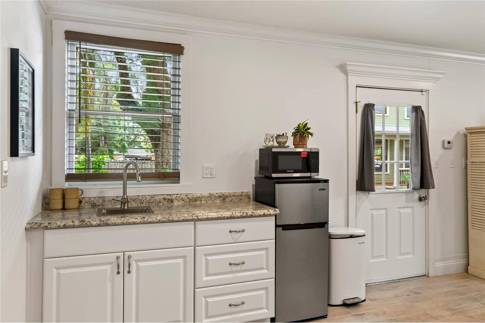 822 W PATTERSON STREET, Lakeland, FL 33803 Kitchenette
