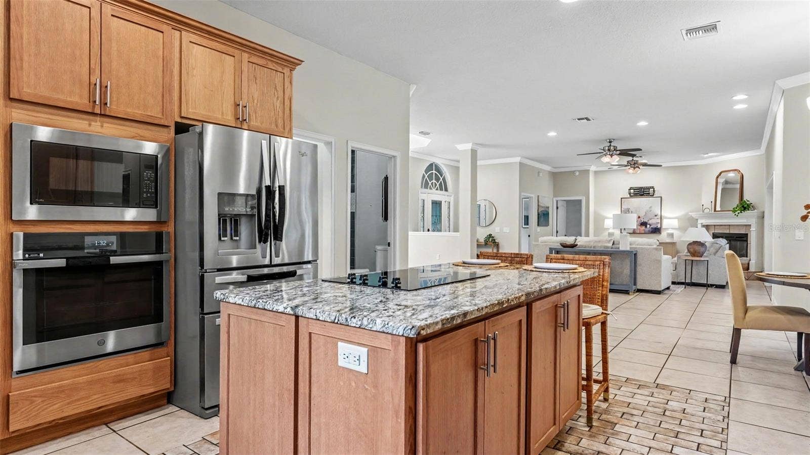 7265 MILLBROOK OAKS DRIVE, Lakeland, FL 33813 7265 MILLBROOK OAKS DRIVE, Lakeland, FL 33813