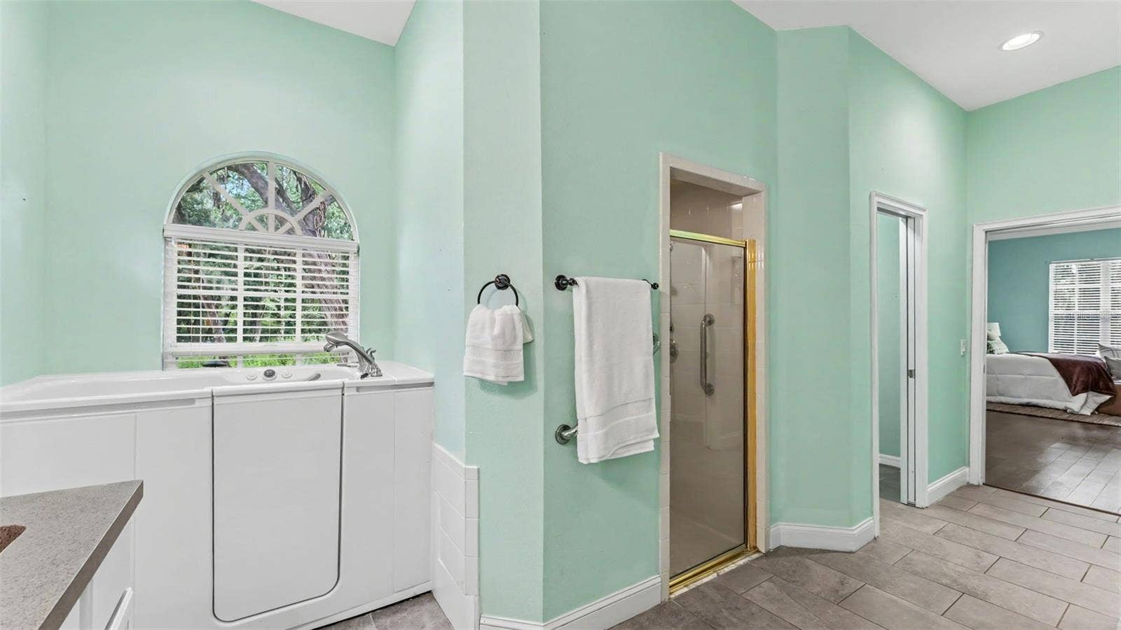7265 MILLBROOK OAKS DRIVE, Lakeland, FL 33813 7265 MILLBROOK OAKS DRIVE, Lakeland, FL 33813