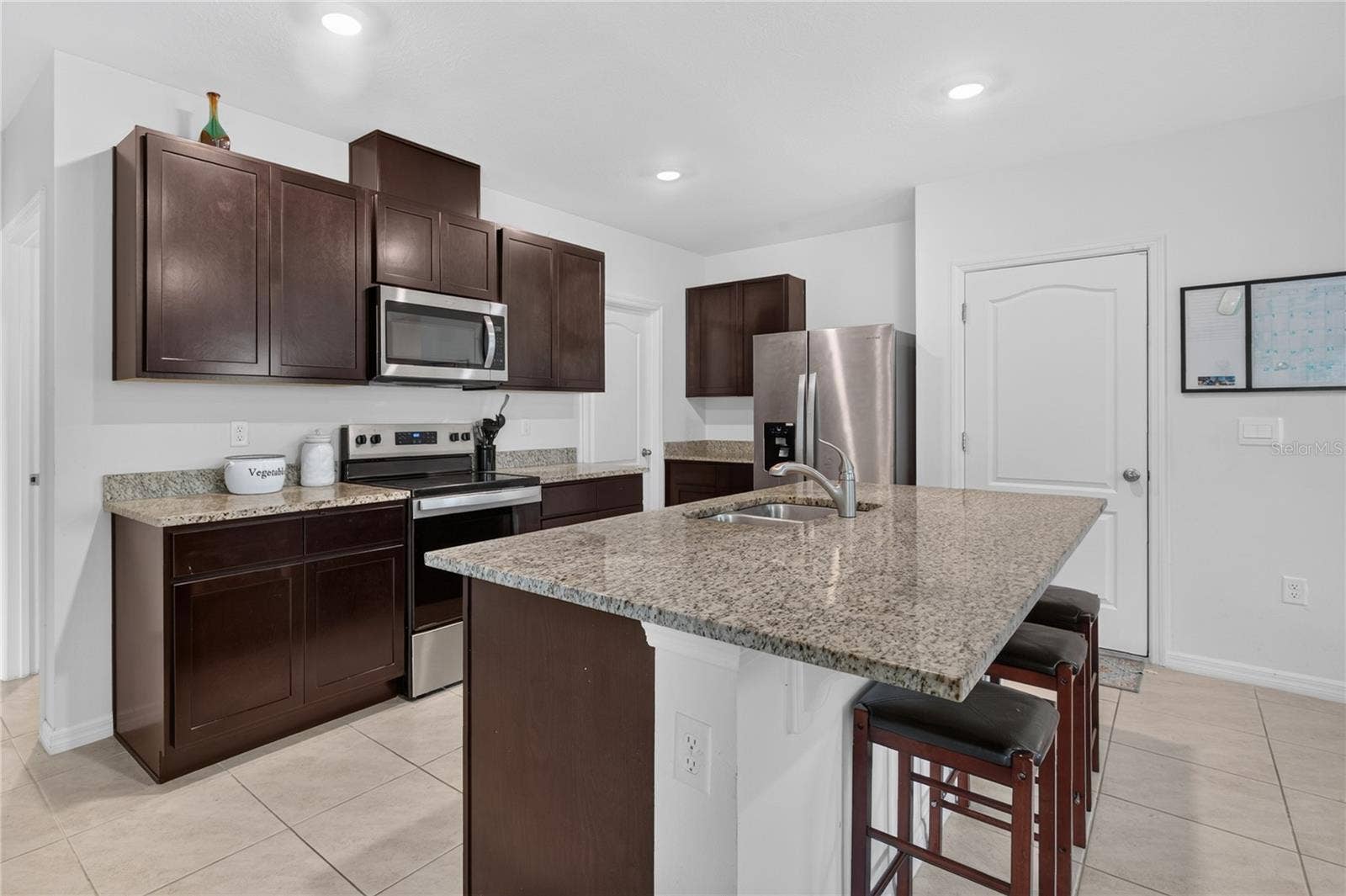 488 PELHAM PARK DRIVE, Deland, FL 32720 488 PELHAM PARK DRIVE, Deland, FL 32720