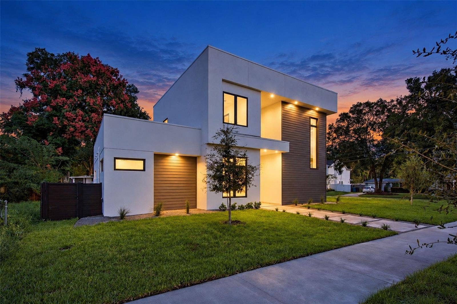 541 BUCKMINSTER CIRCLE, Orlando, FL 32803 541 BUCKMINSTER CIRCLE, Orlando, FL 32803