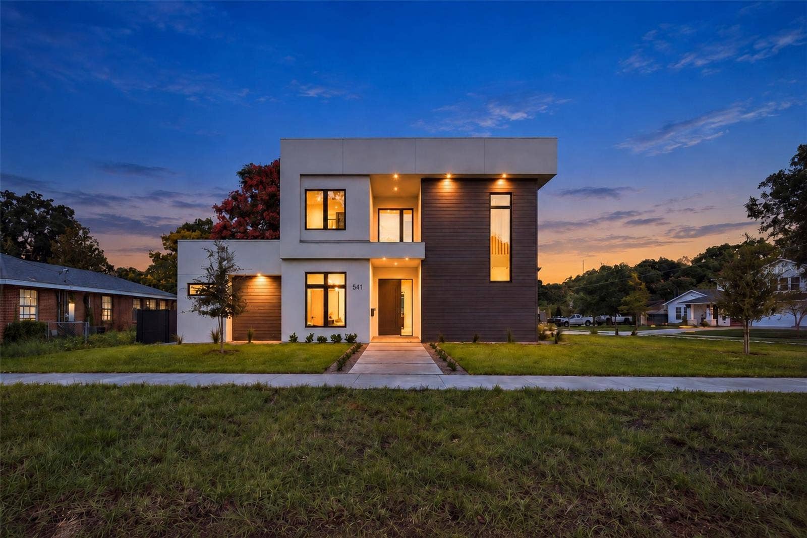 541 BUCKMINSTER CIRCLE, Orlando, FL 32803 541 BUCKMINSTER CIRCLE, Orlando, FL 32803