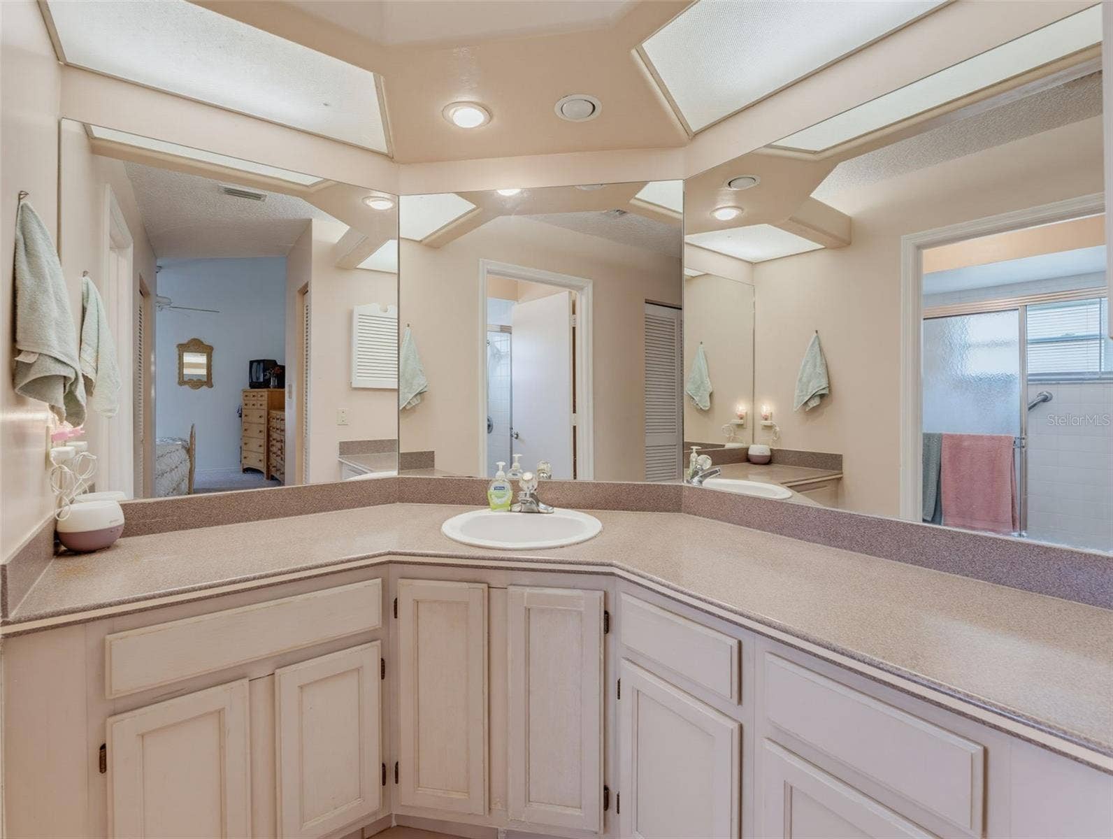 6303 EGRET DRIVE, Lakeland, FL 33809 6303 EGRET DRIVE, Lakeland, FL 33809