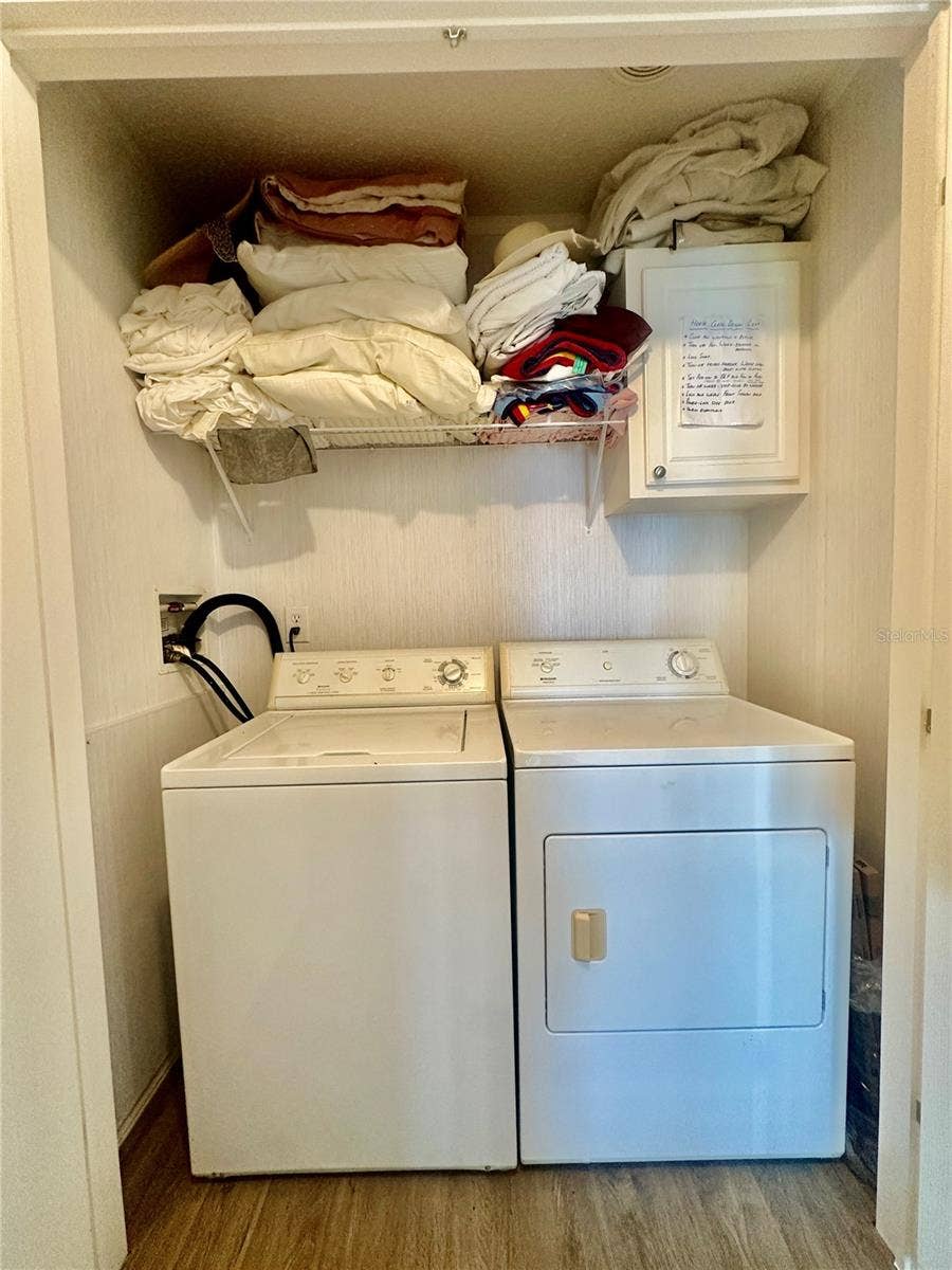 131 BONNIE DRIVE, Auburndale, FL 33823 Laundry Closet