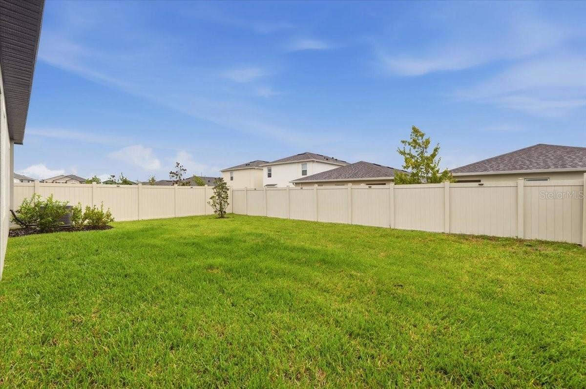 4885 FOXGLOVE CIRCLE, Lakeland, FL 33811 4885 FOXGLOVE CIRCLE, Lakeland, FL 33811