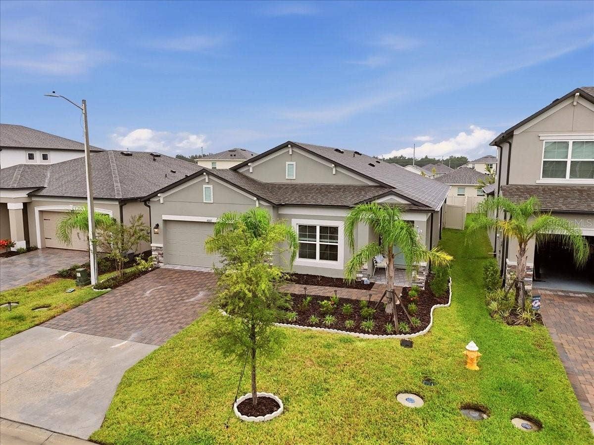 4885 FOXGLOVE CIRCLE, Lakeland, FL 33811 4885 FOXGLOVE CIRCLE, Lakeland, FL 33811