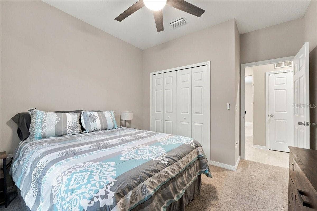 4885 FOXGLOVE CIRCLE, Lakeland, FL 33811 4885 FOXGLOVE CIRCLE, Lakeland, FL 33811