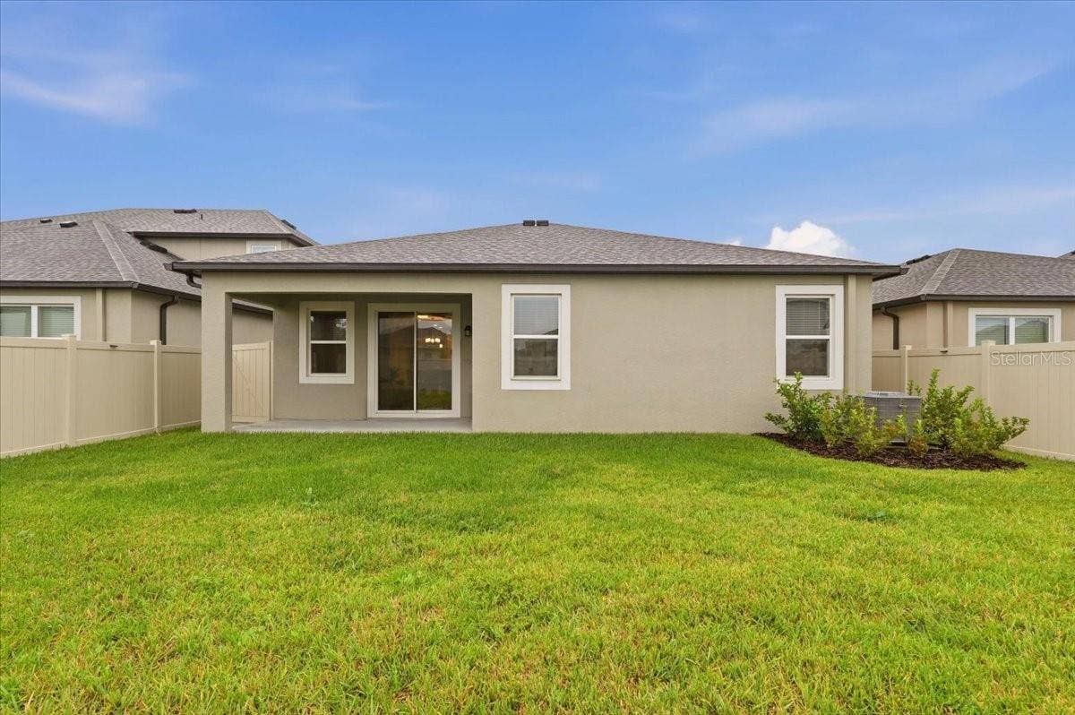 4885 FOXGLOVE CIRCLE, Lakeland, FL 33811 4885 FOXGLOVE CIRCLE, Lakeland, FL 33811