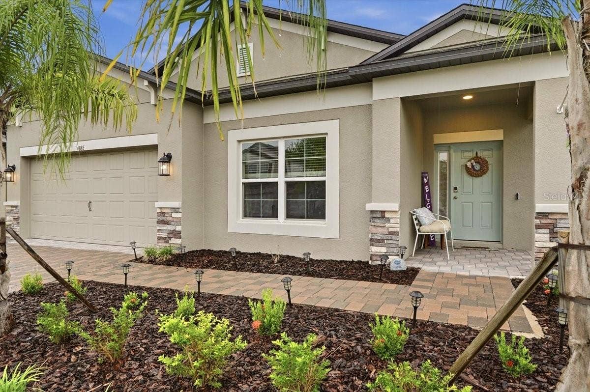 4885 FOXGLOVE CIRCLE, Lakeland, FL 33811 4885 FOXGLOVE CIRCLE, Lakeland, FL 33811