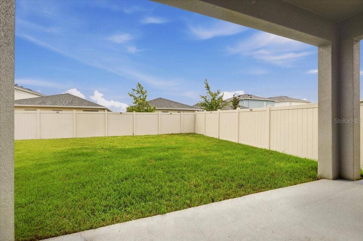 4885 FOXGLOVE CIRCLE, Lakeland, FL 33811 4885 FOXGLOVE CIRCLE, Lakeland, FL 33811
