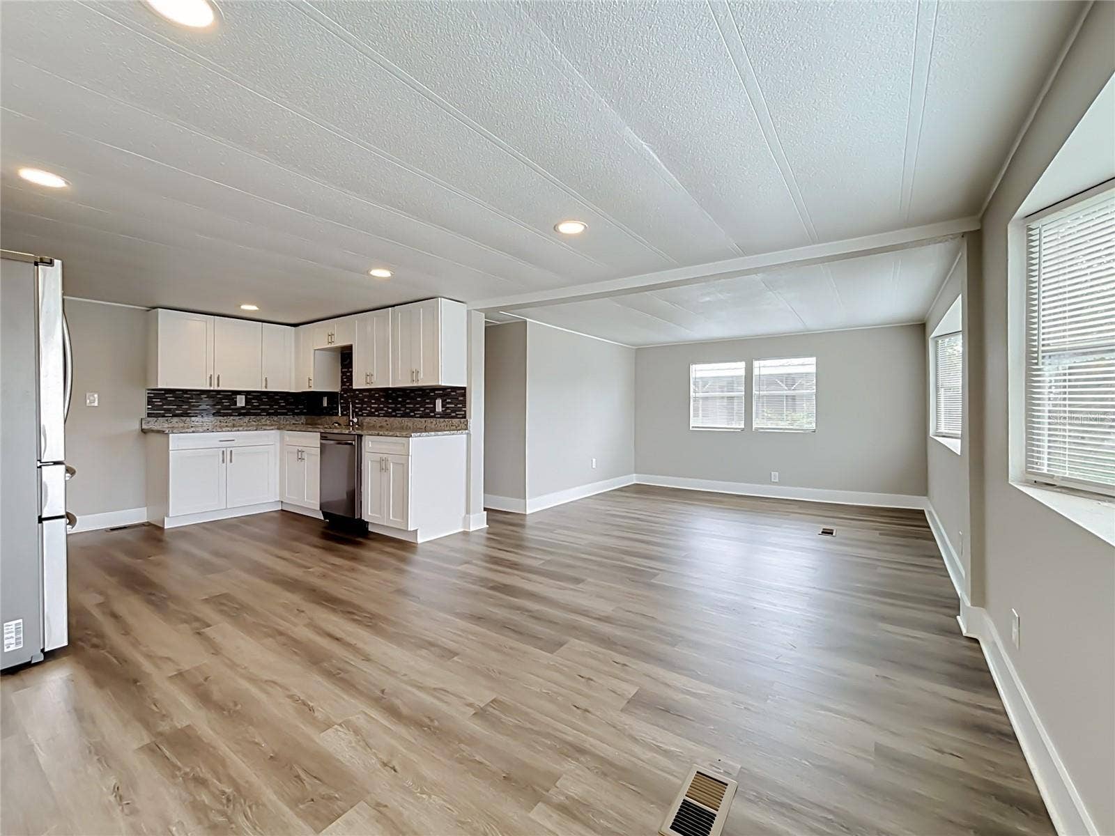 359 1ST AVENUE N, Lake Wales, FL 33859 359 1ST AVENUE N, Lake Wales, FL 33859