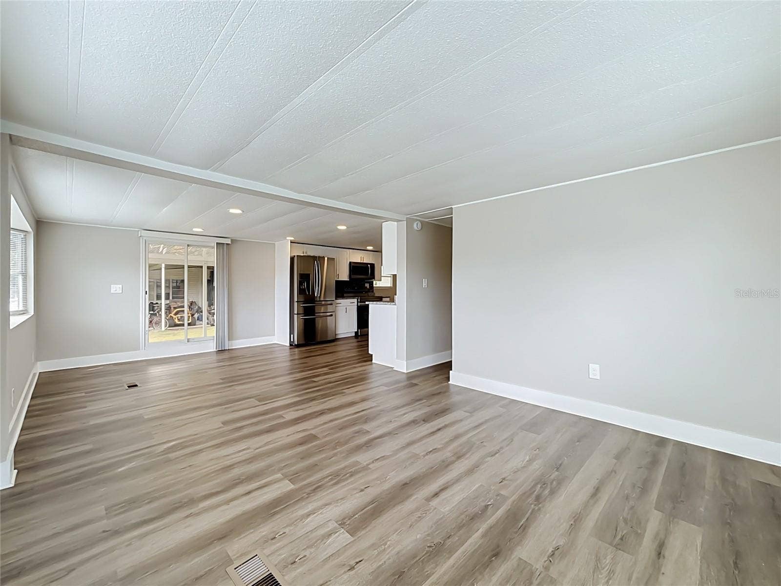 359 1ST AVENUE N, Lake Wales, FL 33859 359 1ST AVENUE N, Lake Wales, FL 33859