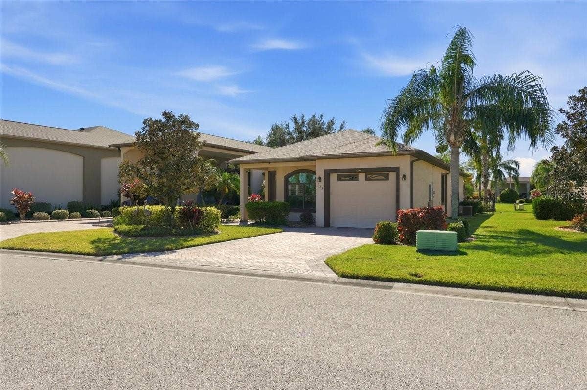 733 MEANDERING WAY, Polk City, FL 33868 733 MEANDERING WAY, Polk City, FL 33868