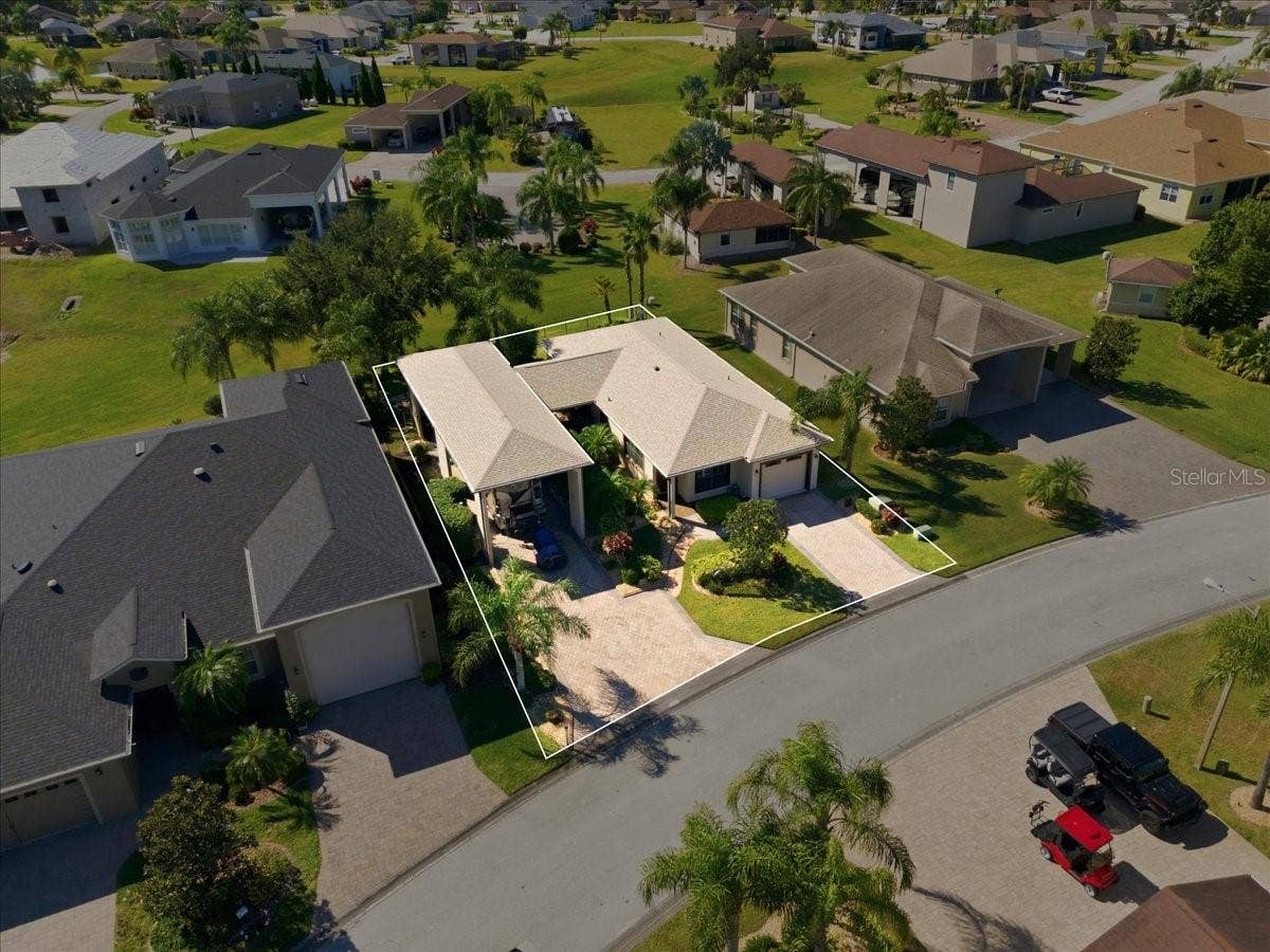 733 MEANDERING WAY, Polk City, FL 33868 733 MEANDERING WAY, Polk City, FL 33868