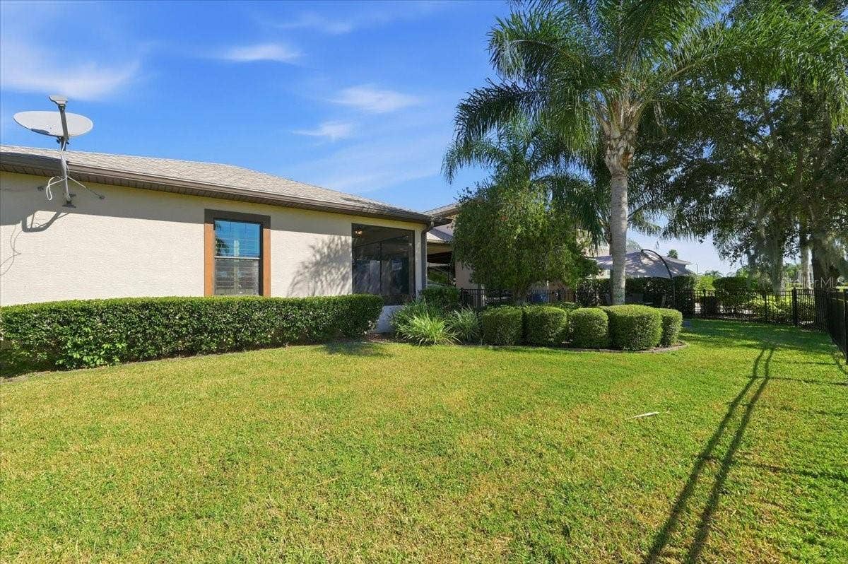 733 MEANDERING WAY, Polk City, FL 33868 733 MEANDERING WAY, Polk City, FL 33868