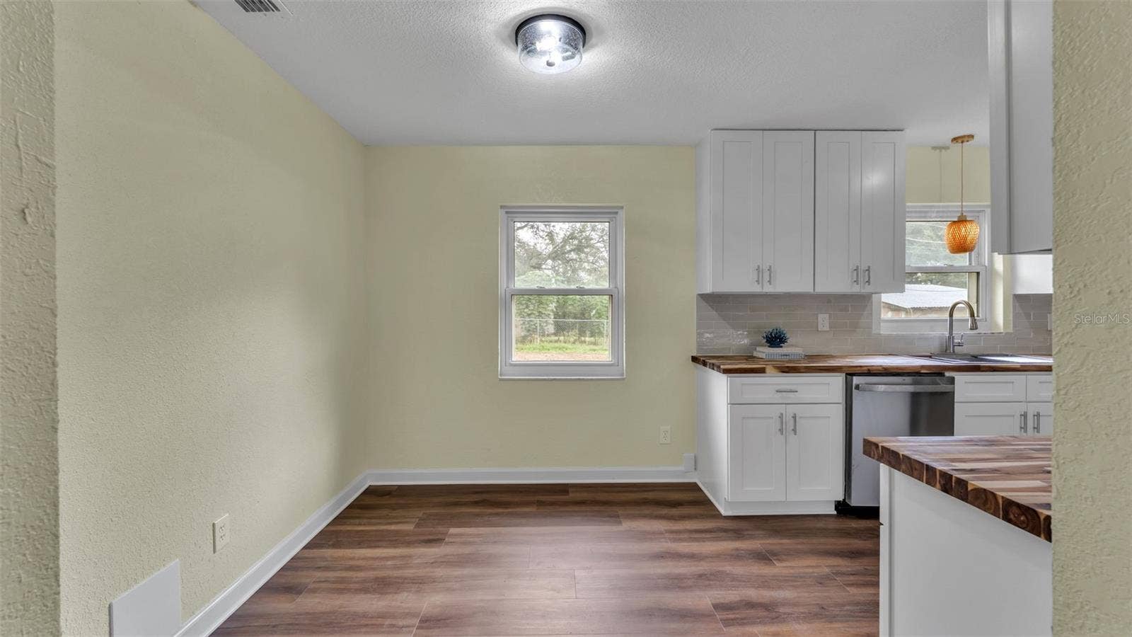 6000 CREWS LAKE ROAD, Lakeland, FL 33812