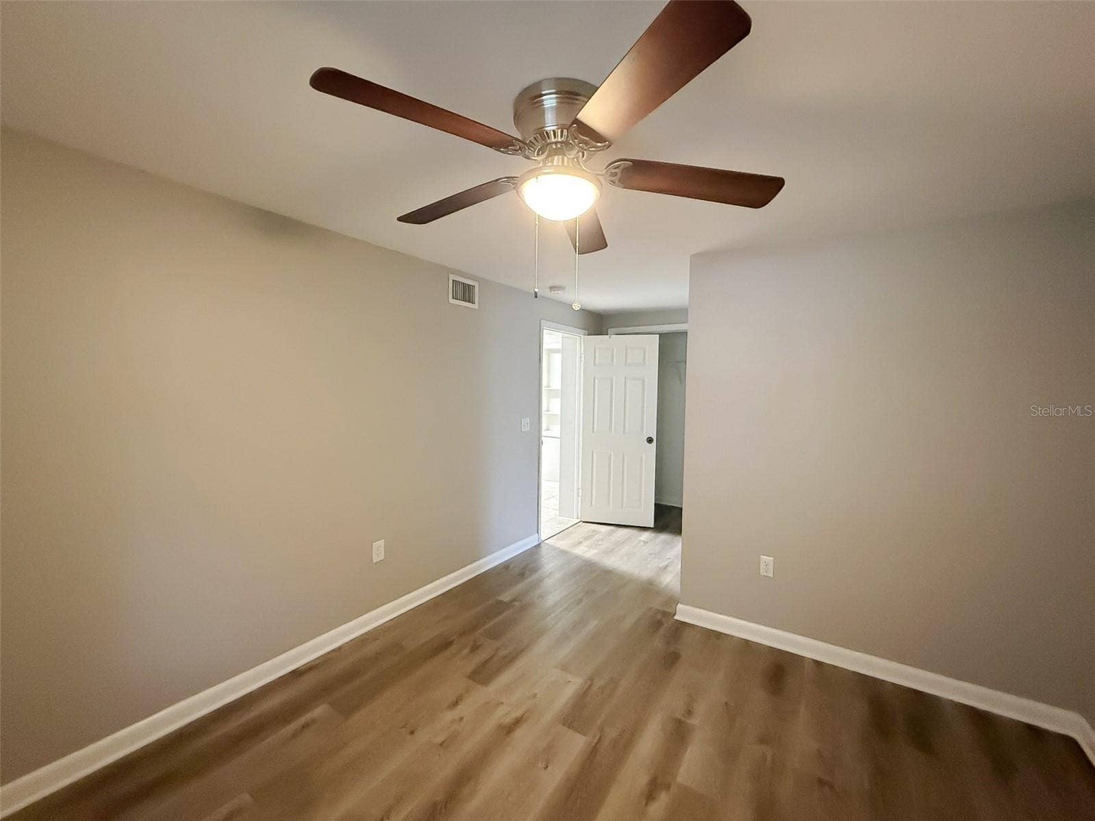 1617 MOCKINGBIRD LANE, Lakeland, FL 33801 1617 MOCKINGBIRD LANE, Lakeland, FL 33801