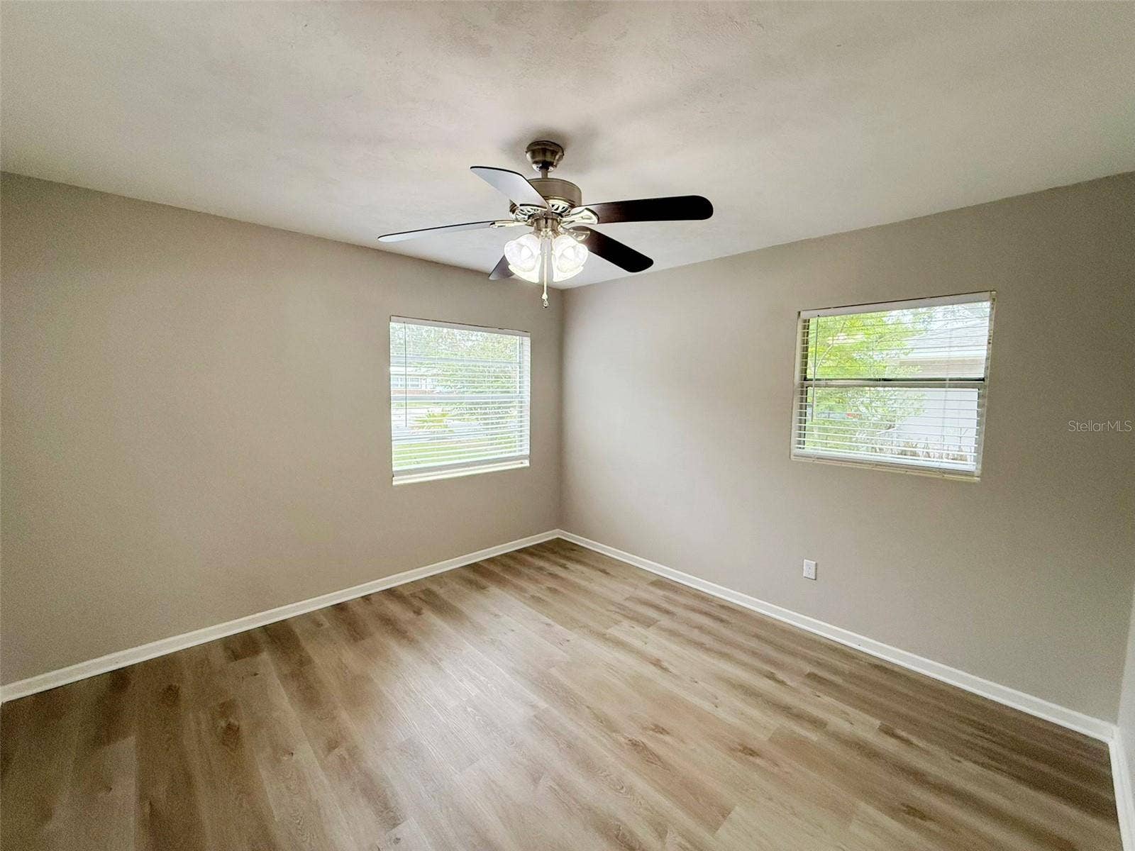 1617 MOCKINGBIRD LANE, Lakeland, FL 33801 1617 MOCKINGBIRD LANE, Lakeland, FL 33801