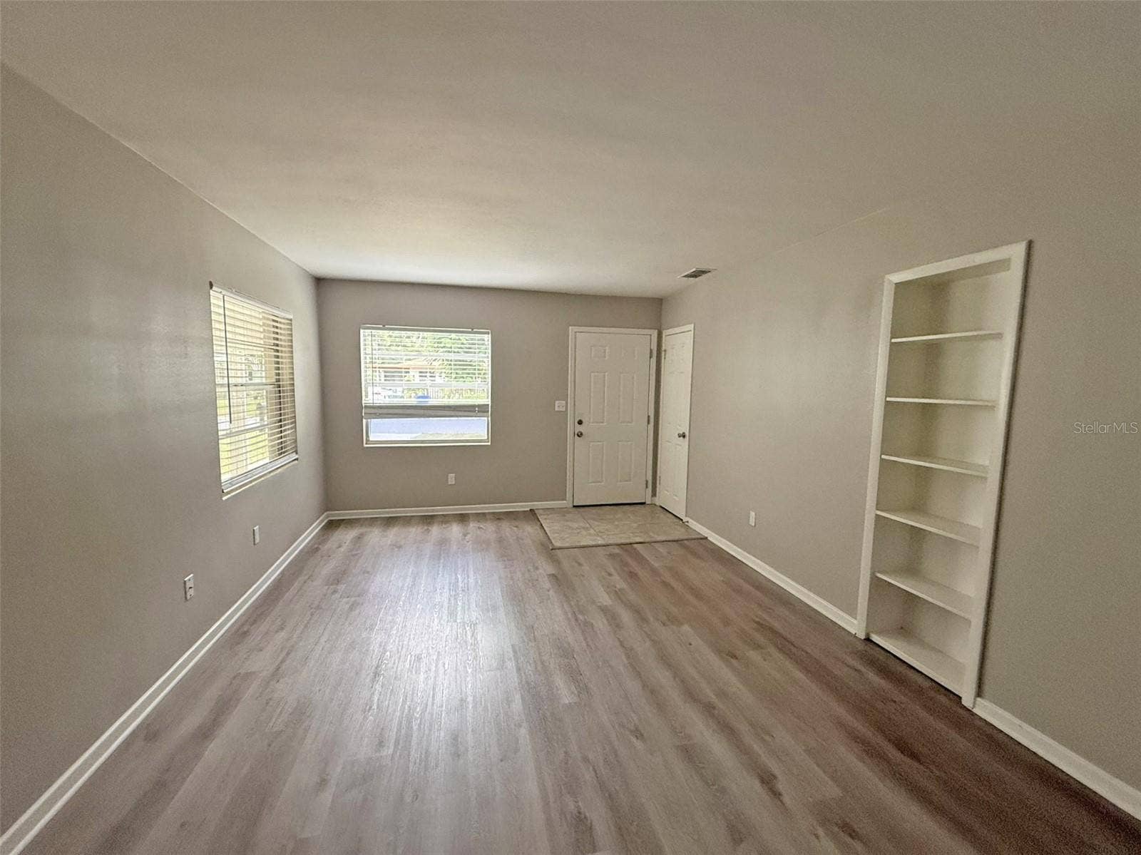 1617 MOCKINGBIRD LANE, Lakeland, FL 33801 1617 MOCKINGBIRD LANE, Lakeland, FL 33801