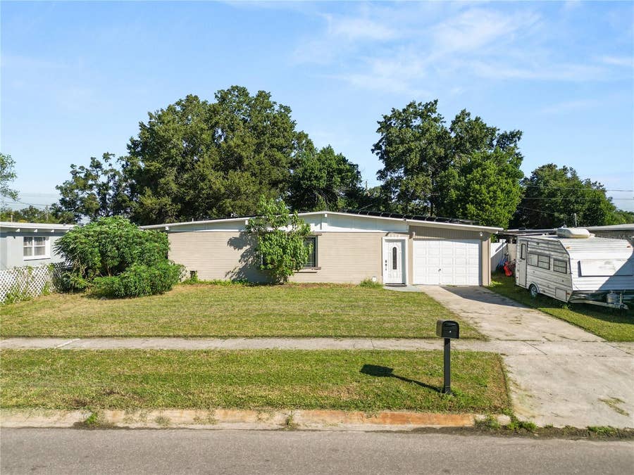 Property photo for 1515 LANCELOT LOOP, Tampa, FL
