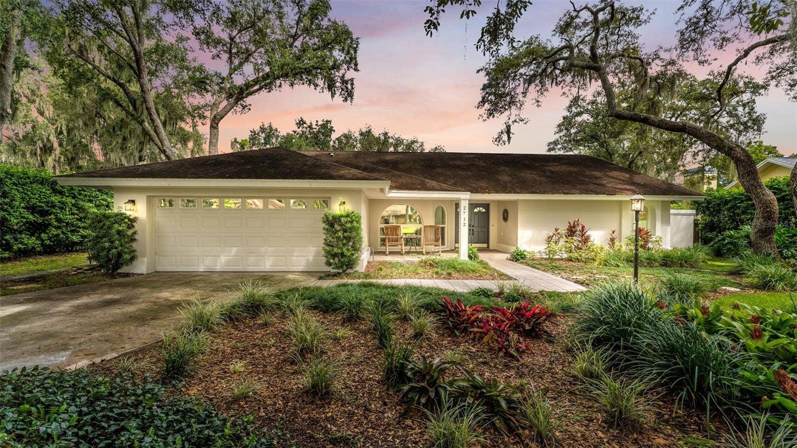 2712 LAUREL OAK DRIVE, Plant City, FL 33566
