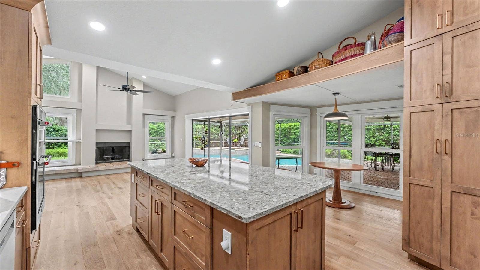 2712 LAUREL OAK DRIVE, Plant City, FL 33566